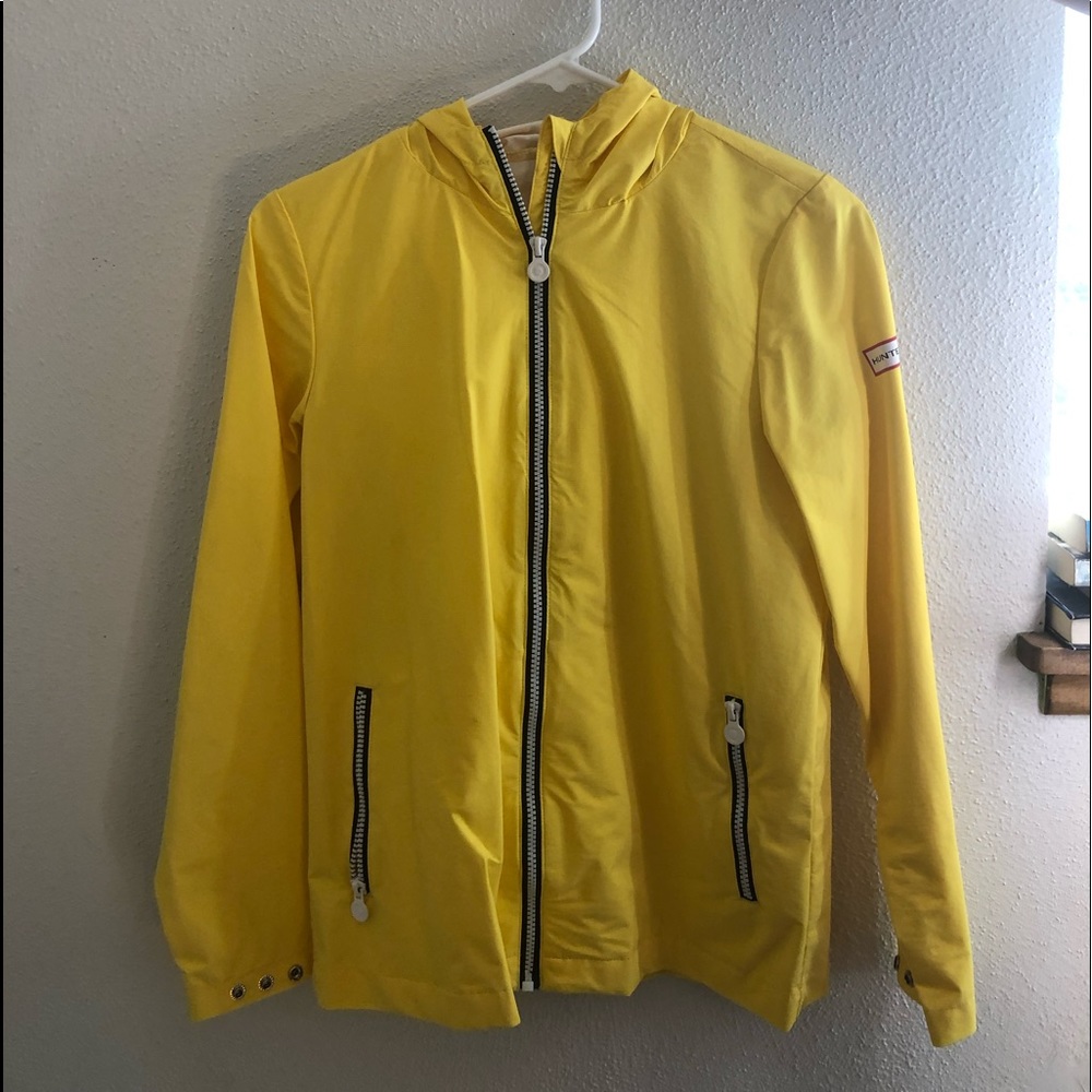 Hunter yellow raincoat